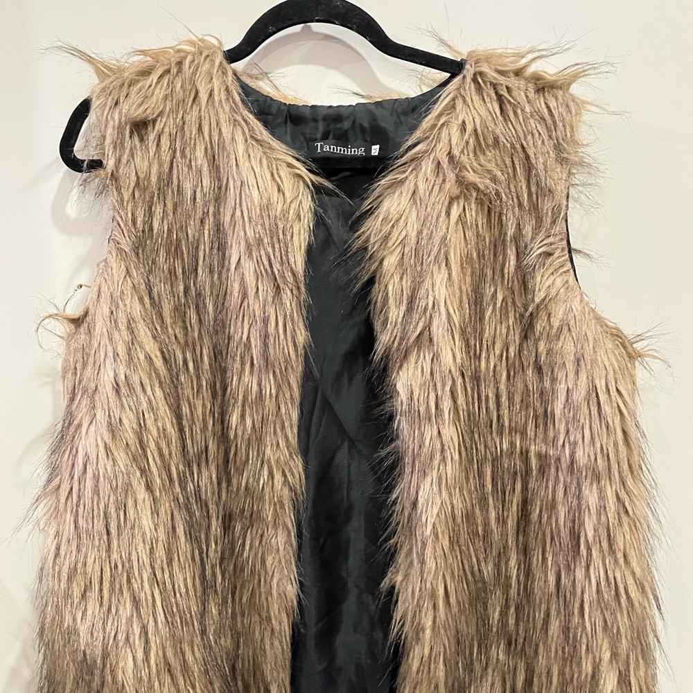 Tanming Faux Fur Vest